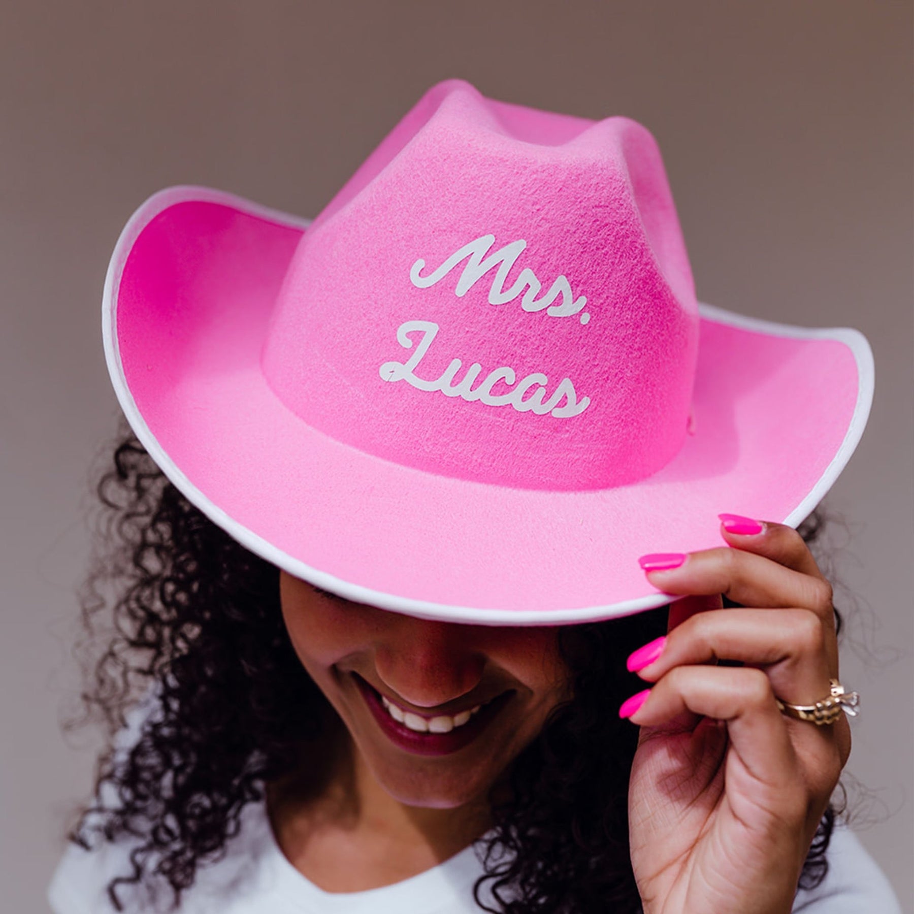 customized-cowboy-hats-sprinkled-with-pink