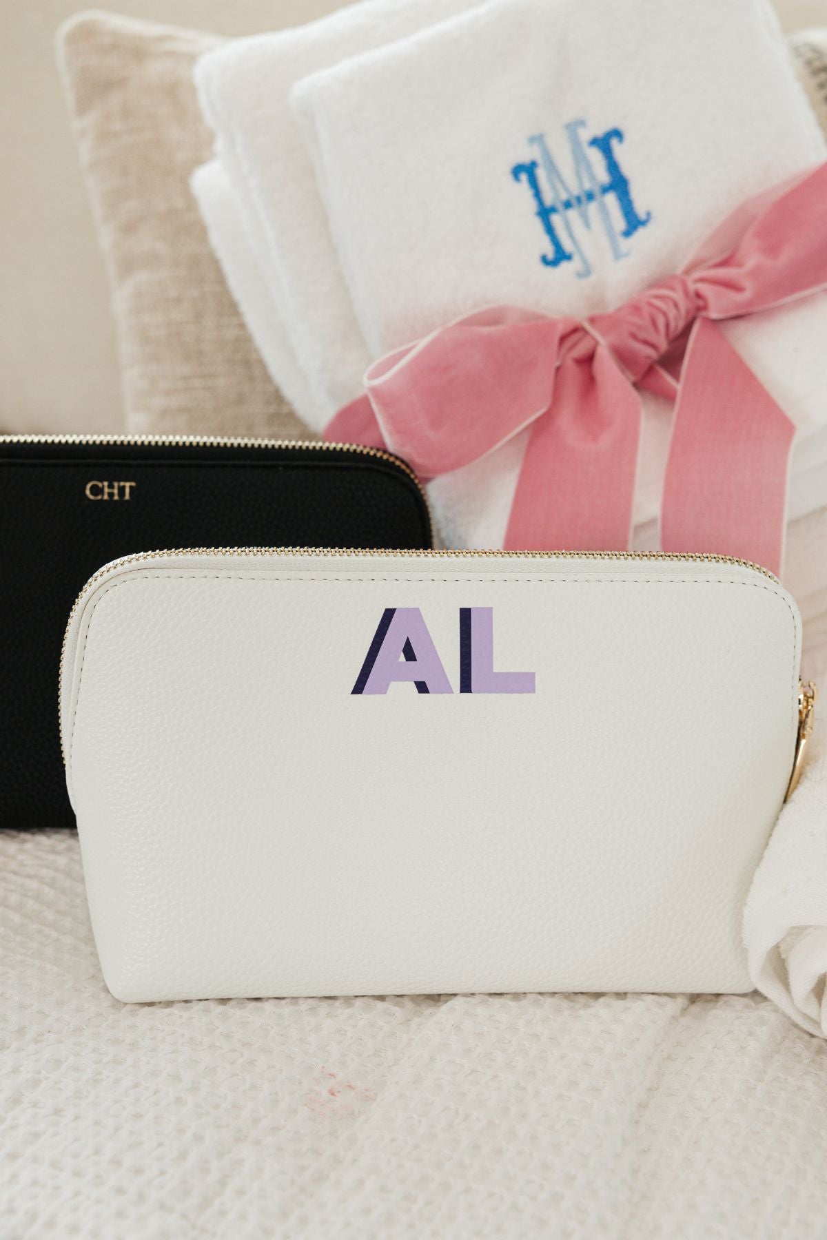 Initial makeup bag matalan deals